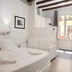 Barnapartments Basic Gracia Appartement