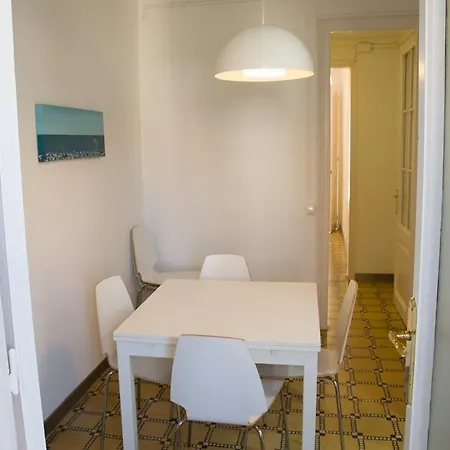 Apartment Barnapartments Basic Gracia *