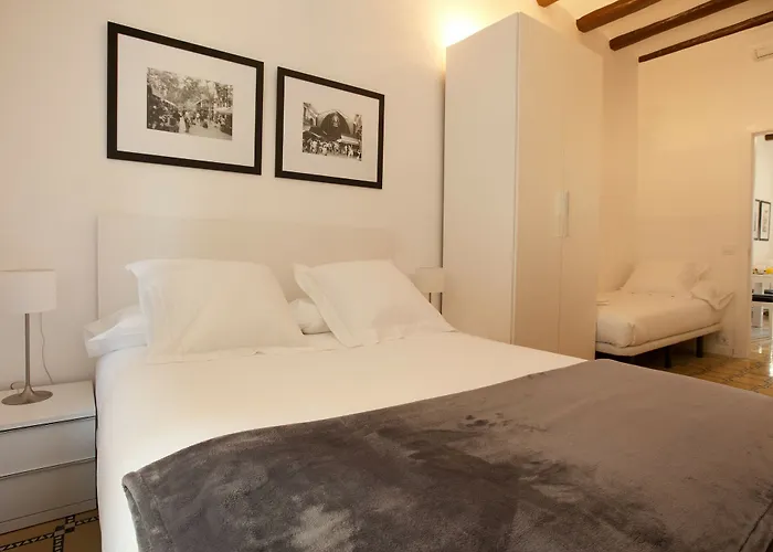 Barnapartments Basic Gracia Апартаменты *