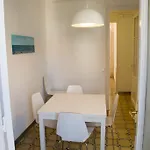Apartment Barnapartments Basic Gracia *