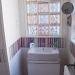 Apartment Barnapartments Basic Gracia