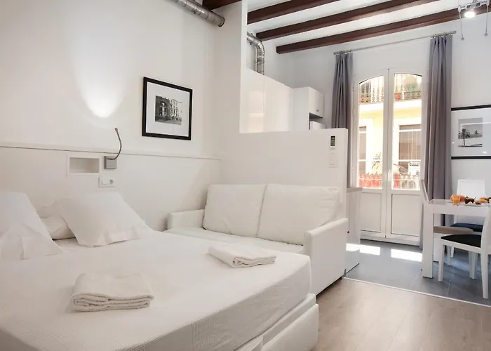 Barnapartments Basic Gracia Apartment